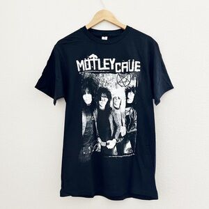 NEW Motley Crue North America 2022 Tour Graphic Tee